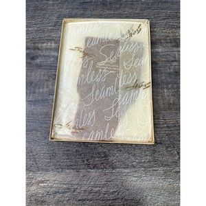 NOS Vintage Hanes Knee High Nylon Stockings 1 Pr Cantrece All Nylon 9.5-10.5 S